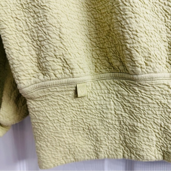 Lululemon Top Textured Crewneck Pullover Sweatshirt Dew Green Light Size 4 Small - Picture 6 of 7
